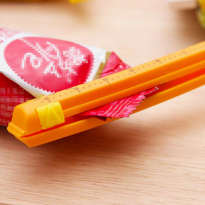 6309 4 Pc Food Sealing Clip Used For Sealing Of Packed Food Stuffs And Items To Prevent Them From Contamination.