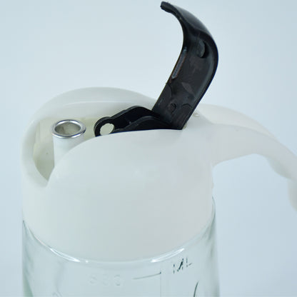 Kitchen Glass Oil Bottle Dispenser Automatic Opening Closing Home Bottles For Oil And Vinegar Honey Olive Oil Container (630ml)